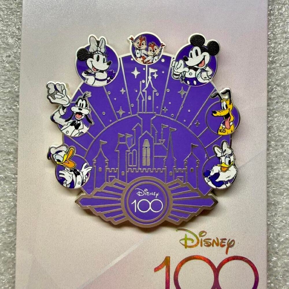 Disney pin mickey and friends